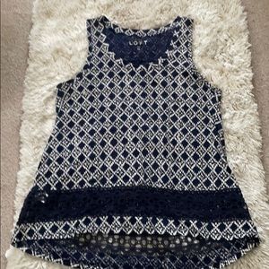 Ann Taylor Loft size XS tank top with lace